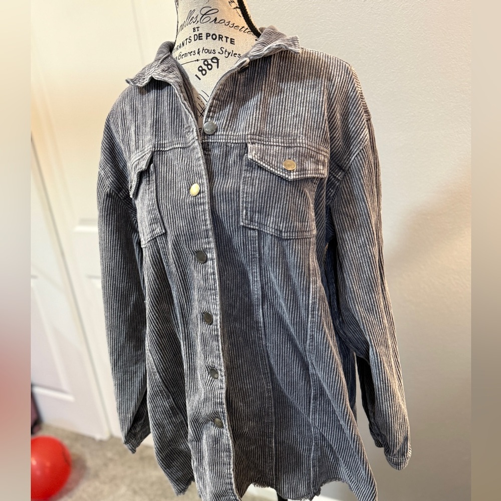 POL Corduroy Button-Down Shacket – Size Medium - Picture 3 of 8